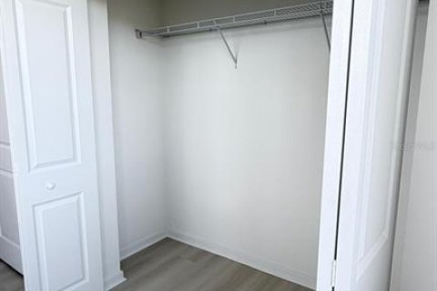 Condo in Orlando, Florida, 3 bedrooms  № 2239767 - photo 22