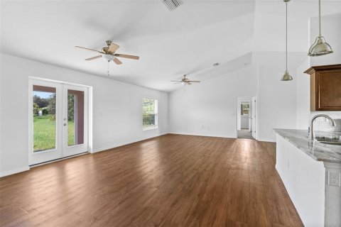 House in Punta Gorda, Florida 3 bedrooms, 152.82 sq.m. № 1912529 - photo 6