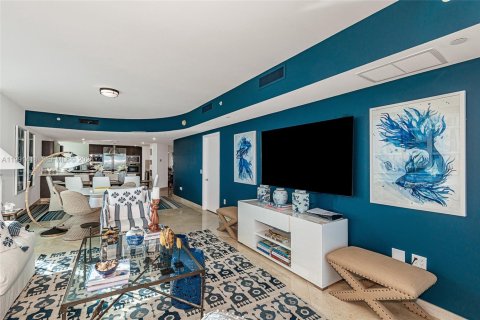 Condominio en venta en Sunny Isles Beach, Florida, 4 dormitorios, 222.41 m2 № 2255580 - foto 9