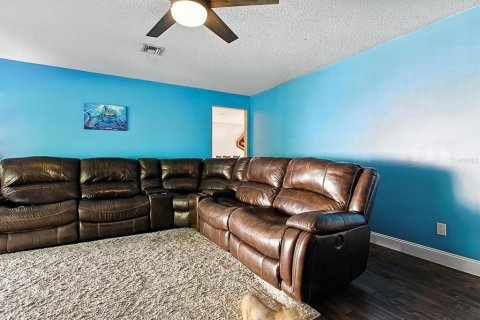 Casa en venta en Mount Dora, Florida, 3 dormitorios, 156.26 m2 № 1837962 - foto 18