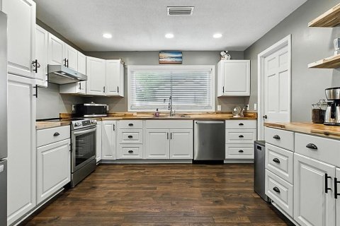 Casa en venta en Mount Dora, Florida, 3 dormitorios, 156.26 m2 № 1837962 - foto 13