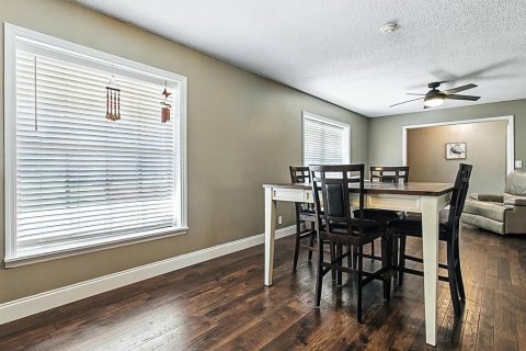 Casa en venta en Mount Dora, Florida, 3 dormitorios, 156.26 m2 № 1837962 - foto 15