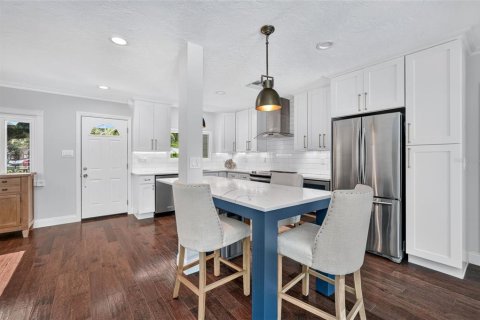 Villa ou maison à vendre à Sarasota, Floride: 3 chambres, 126.44 m2 № 2408771 - photo 11