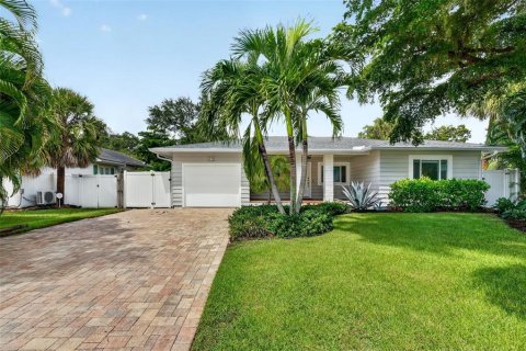 Villa ou maison à vendre à Sarasota, Floride: 3 chambres, 126.44 m2 № 2408771 - photo 3