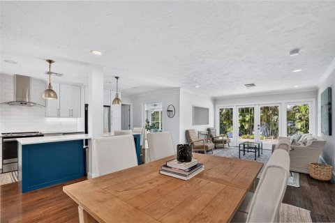 Villa ou maison à vendre à Sarasota, Floride: 3 chambres, 126.44 m2 № 2408771 - photo 17
