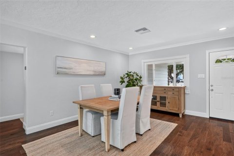 Villa ou maison à vendre à Sarasota, Floride: 3 chambres, 126.44 m2 № 2408771 - photo 16