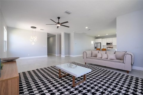 Villa ou maison à louer à Haines City, Floride: 4 chambres, 262.36 m2 № 2291143 - photo 15