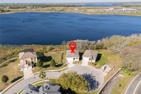 Villa ou maison à louer à Haines City, Floride: 4 chambres, 262.36 m2 № 2291143 - photo 4