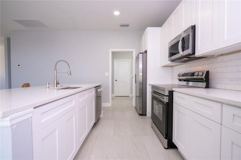 Villa ou maison à louer à Haines City, Floride: 4 chambres, 262.36 m2 № 2291143 - photo 19