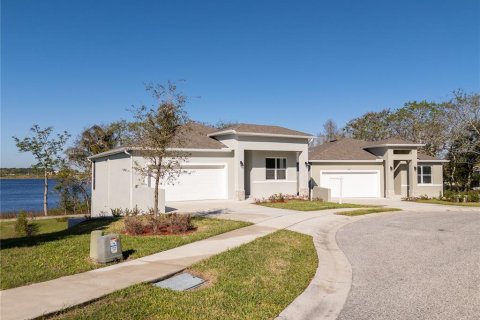 Villa ou maison à louer à Haines City, Floride: 4 chambres, 262.36 m2 № 2291143 - photo 3