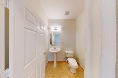 Villa ou maison à louer à West Palm Beach, Floride: 4 chambres, 287.81 m2 № 2263348 - photo 7