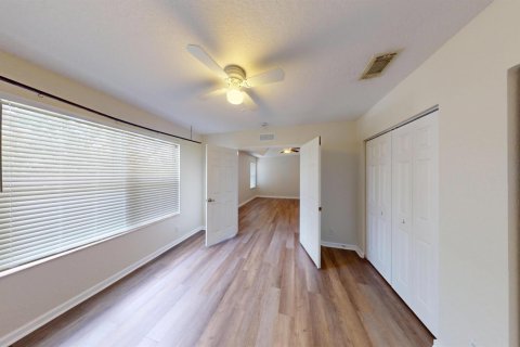Villa ou maison à louer à West Palm Beach, Floride: 4 chambres, 287.81 m2 № 2263348 - photo 21