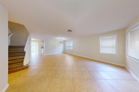 Villa ou maison à louer à West Palm Beach, Floride: 4 chambres, 287.81 m2 № 2263348 - photo 5