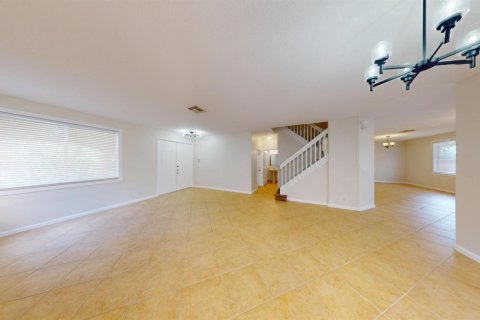 Villa ou maison à louer à West Palm Beach, Floride: 4 chambres, 287.81 m2 № 2263348 - photo 6