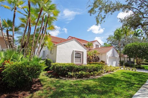 House in Weston, Florida 4 bedrooms, 252.69 sq.m. № 1881747 - photo 9