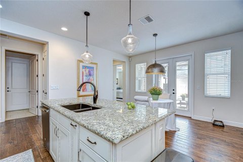 House in Tampa, Florida 3 bedrooms, 190.73 sq.m. № 1914326 - photo 17