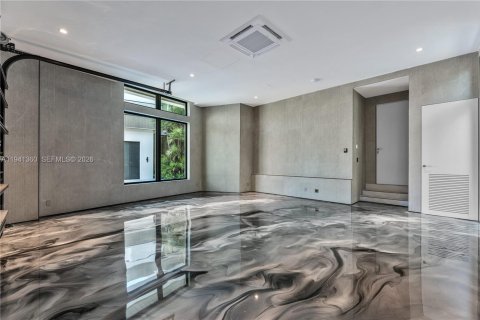 Casa en venta en Fort Lauderdale, Florida, 7 dormitorios, 1034.28 m2 № 2000366 - foto 15