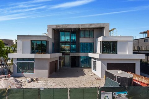 Casa en Fort Lauderdale, Florida 7 dormitorios, 1034.28 m2 № 2000366