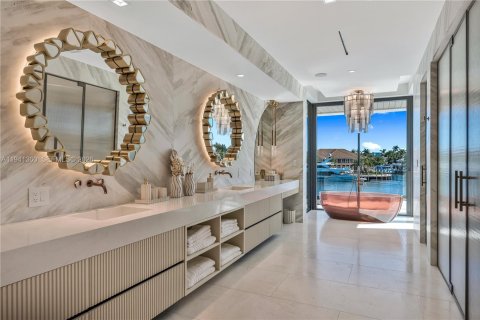Casa en venta en Fort Lauderdale, Florida, 7 dormitorios, 1034.28 m2 № 2000366 - foto 9