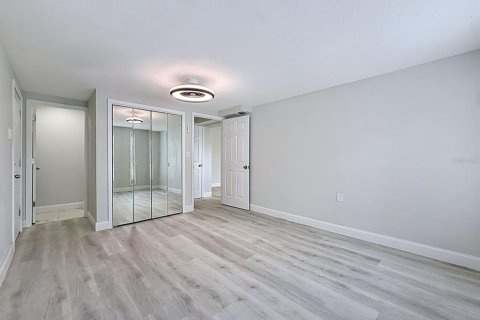 Villa ou maison à vendre à Seminole, Floride: 4 chambres, 110.37 m2 № 2093342 - photo 13