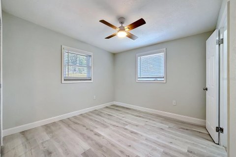Villa ou maison à vendre à Seminole, Floride: 4 chambres, 110.37 m2 № 2093342 - photo 22