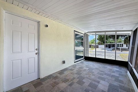 Villa ou maison à vendre à Seminole, Floride: 4 chambres, 110.37 m2 № 2093342 - photo 28