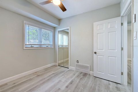 Villa ou maison à vendre à Seminole, Floride: 4 chambres, 110.37 m2 № 2093342 - photo 17
