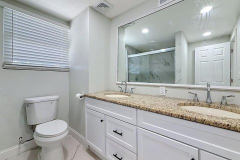 Villa ou maison à vendre à Seminole, Floride: 4 chambres, 110.37 m2 № 2093342 - photo 16