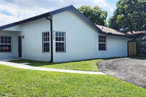Villa ou maison à louer à North Lauderdale, Floride: 4 chambres, 127.28 m2 № 2073118 - photo 21