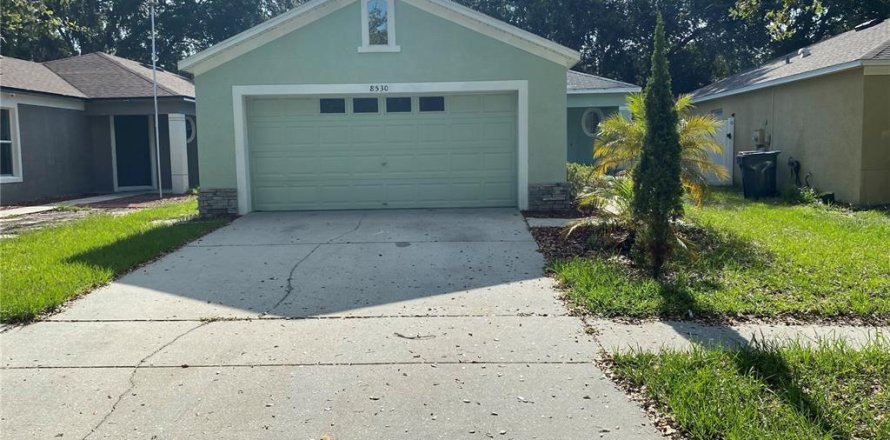 House in Riverview, Florida 3 bedrooms, 118.73 sq.m. № 2227605