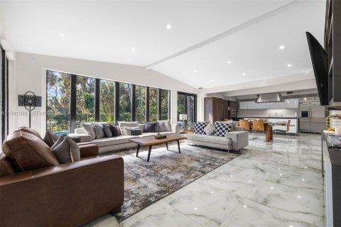 Дом в Веллингтон, Флорида 3 спальни, 259.38м2 № 1997851