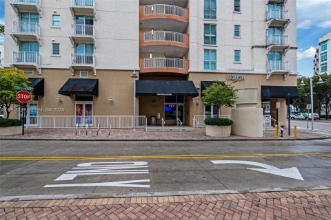 Купить кондоминиум в Майами, Флорида 1 спальня, 65.03м2, № 2049620 - фото 28