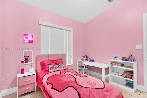 Купить виллу или дом в Хомстед, Флорида 3 спальни, 124.12м2, № 2005899 - фото 4