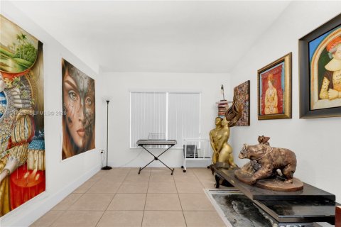 Купить виллу или дом в Хомстед, Флорида 3 спальни, 124.12м2, № 2005899 - фото 24