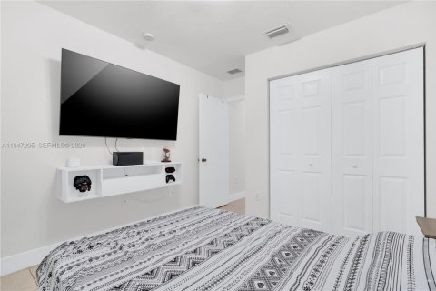 Купить виллу или дом в Хомстед, Флорида 3 спальни, 124.12м2, № 2005899 - фото 5