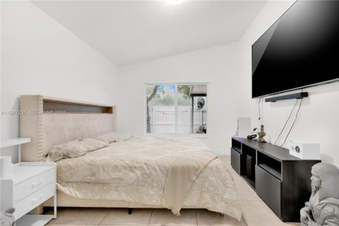 Купить виллу или дом в Хомстед, Флорида 3 спальни, 124.12м2, № 2005899 - фото 30