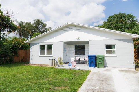 Villa ou maison à vendre à Tampa, Floride: 3 chambres, 110.65 m2 № 2358422 - photo 3