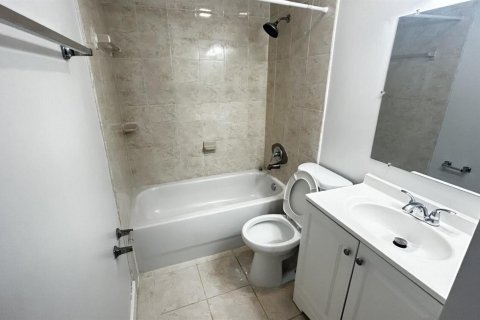 Touwnhouse à louer à Miramar, Floride: 3 chambres, 129.32 m2 № 2394761 - photo 26