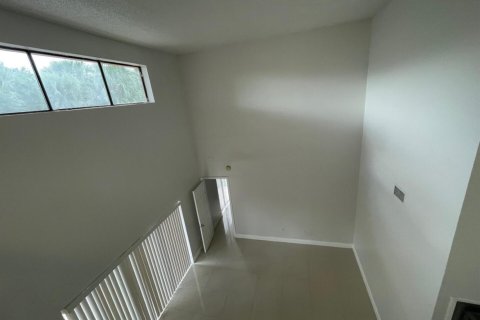Touwnhouse à louer à Miramar, Floride: 3 chambres, 129.32 m2 № 2394761 - photo 15