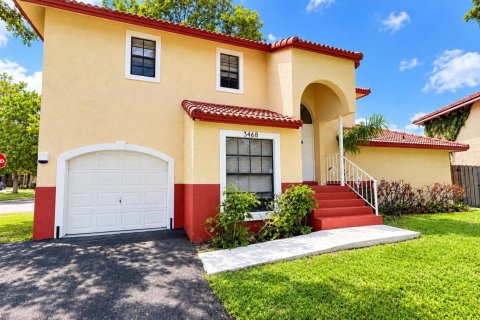 Touwnhouse à Miramar, Floride 3 chambres, 129.32 m2 № 2394761