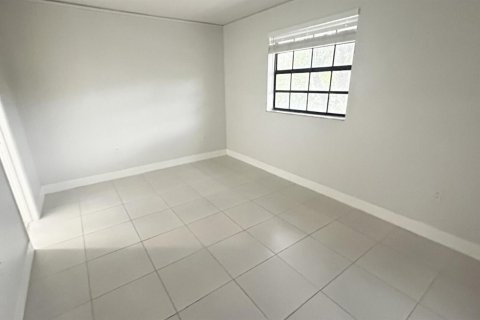 Touwnhouse à louer à Miramar, Floride: 3 chambres, 129.32 m2 № 2394761 - photo 27