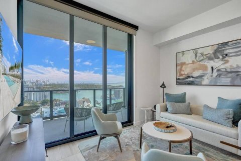 Condominio en venta en Miami Beach, Florida, 1 dormitorio № 1983408 - foto 1