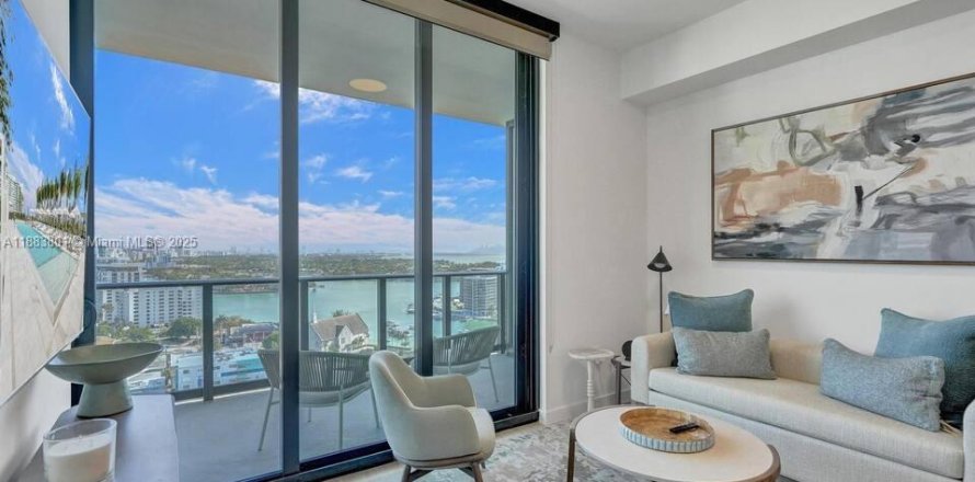 Condominio en Miami Beach, Florida, 1 dormitorio  № 1983408