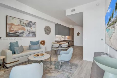 Condominio en venta en Miami Beach, Florida, 1 dormitorio № 1983408 - foto 18