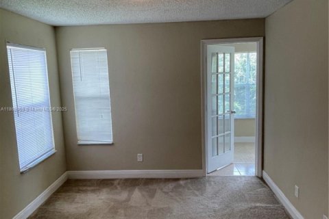 Copropriété à louer à Sunrise, Floride: 2 chambres, 89.65 m2 № 1961772 - photo 8