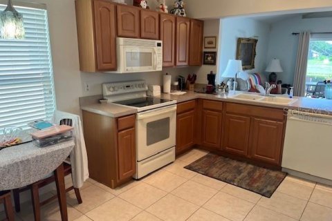 House in Clermont, Florida 2 bedrooms, 155.98 sq.m. № 1810837 - photo 4