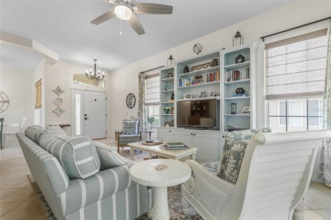 Adosado en venta en Palm Coast, Florida, 3 dormitorios, 136.47 m2 № 1884900 - foto 10