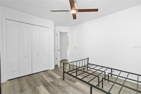 House in Land O' Lakes, Florida 3 bedrooms, 133.69 sq.m. № 2210307 - photo 22