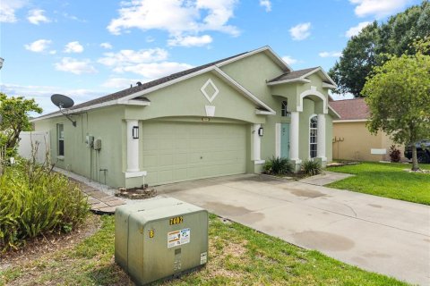 House in Land O' Lakes, Florida 3 bedrooms, 133.69 sq.m. № 2210307 - photo 4