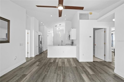House in Land O' Lakes, Florida 3 bedrooms, 133.69 sq.m. № 2210307 - photo 29